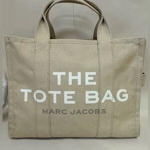 Marc Jacob Travelers Tote Beige